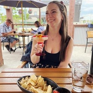 Meet your Posher, Courtney